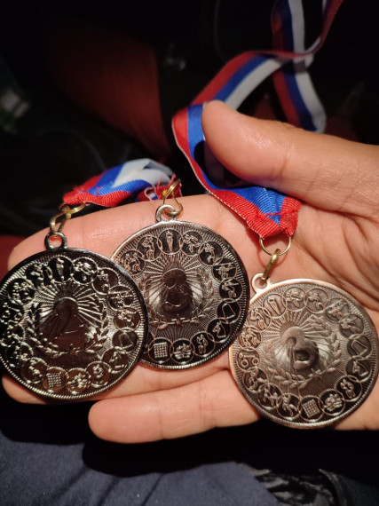 l калмыцкие спортивные игры "Страна чемпионов".